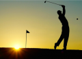 bermain golf