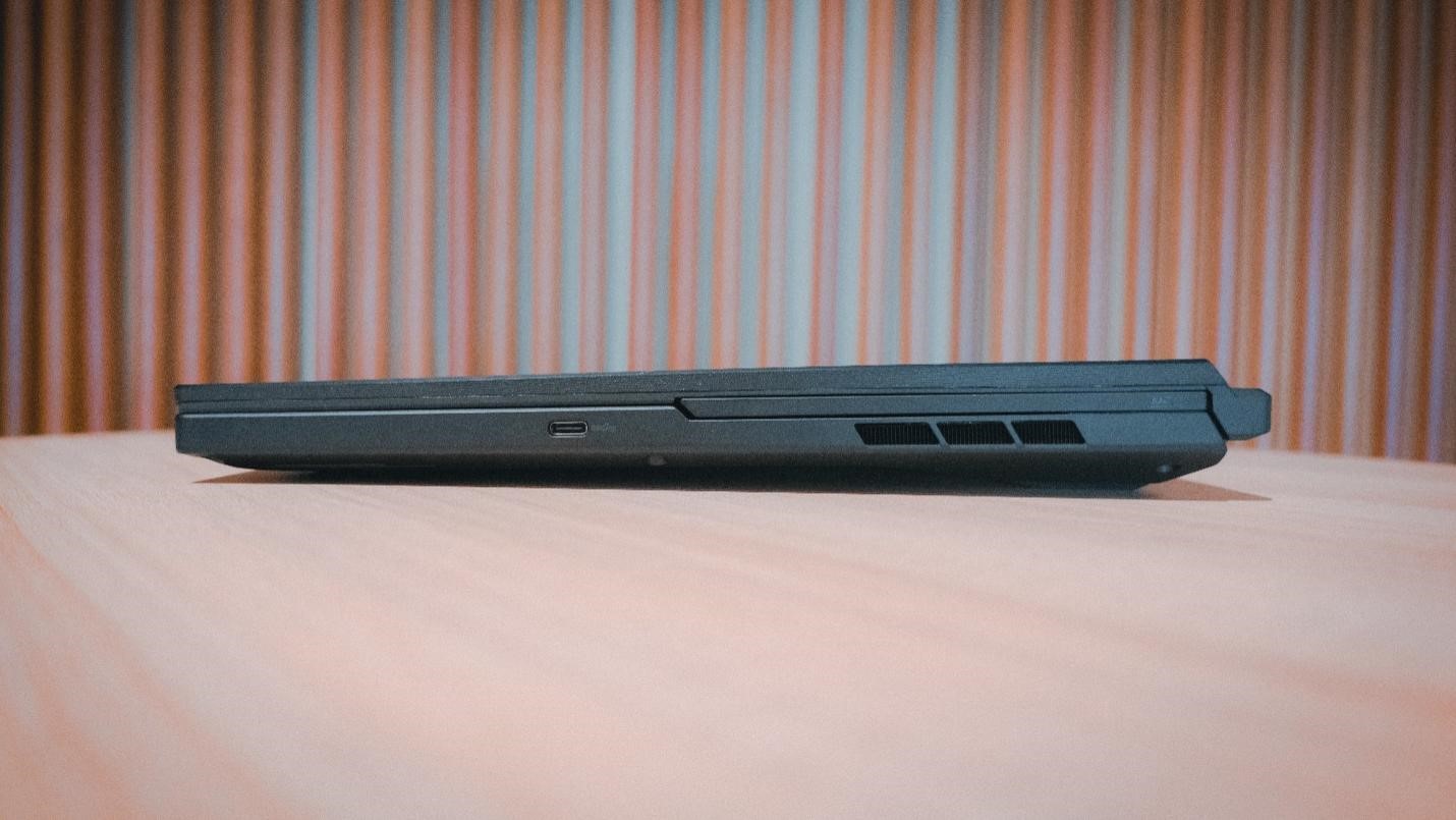 ROG Zephyrus Duo 16