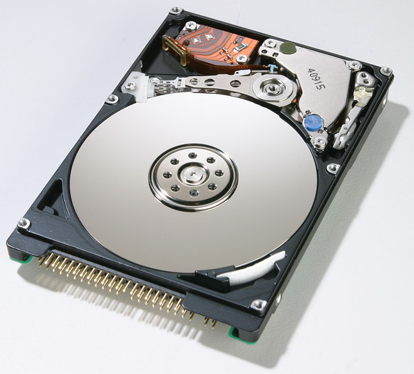 menyembunyikan partisi hard disk